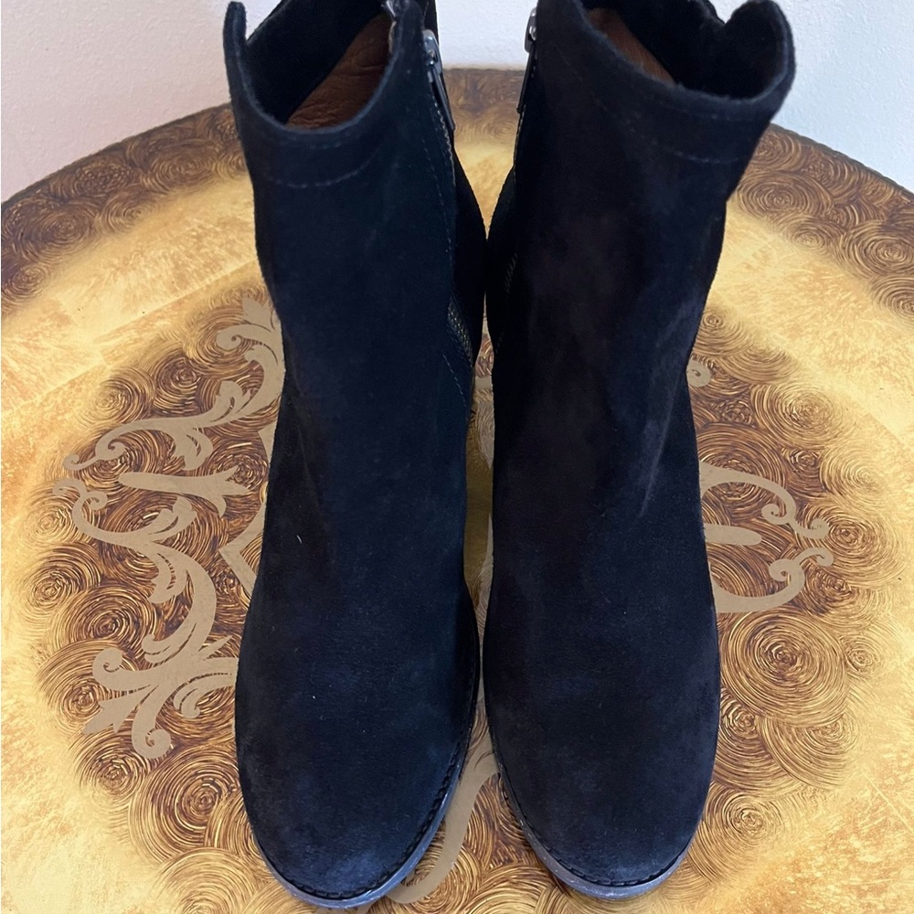 Frye ankle boots back for women